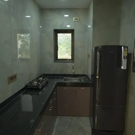 Royal Retreat Lonavla - 7Bhk Luxury Villa With Turf Exterior photo